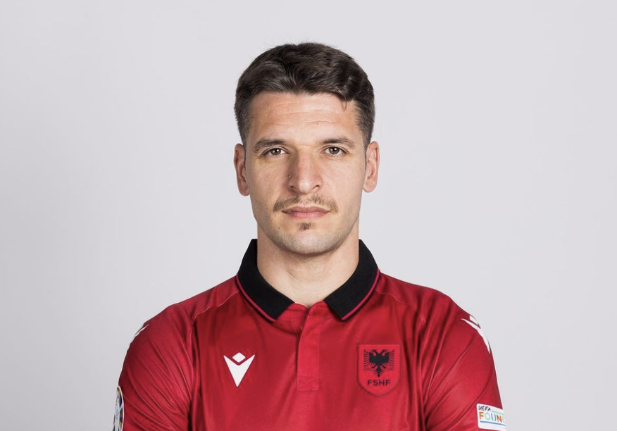 Berat Djimsiti joueur de football albanais