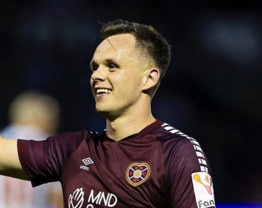 Lawrence Shankland célèbre son but avec Heart of Midlothian en Écosse