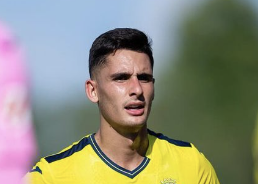 Sergi Cardona Bermúdez joueur de football de Villarreal