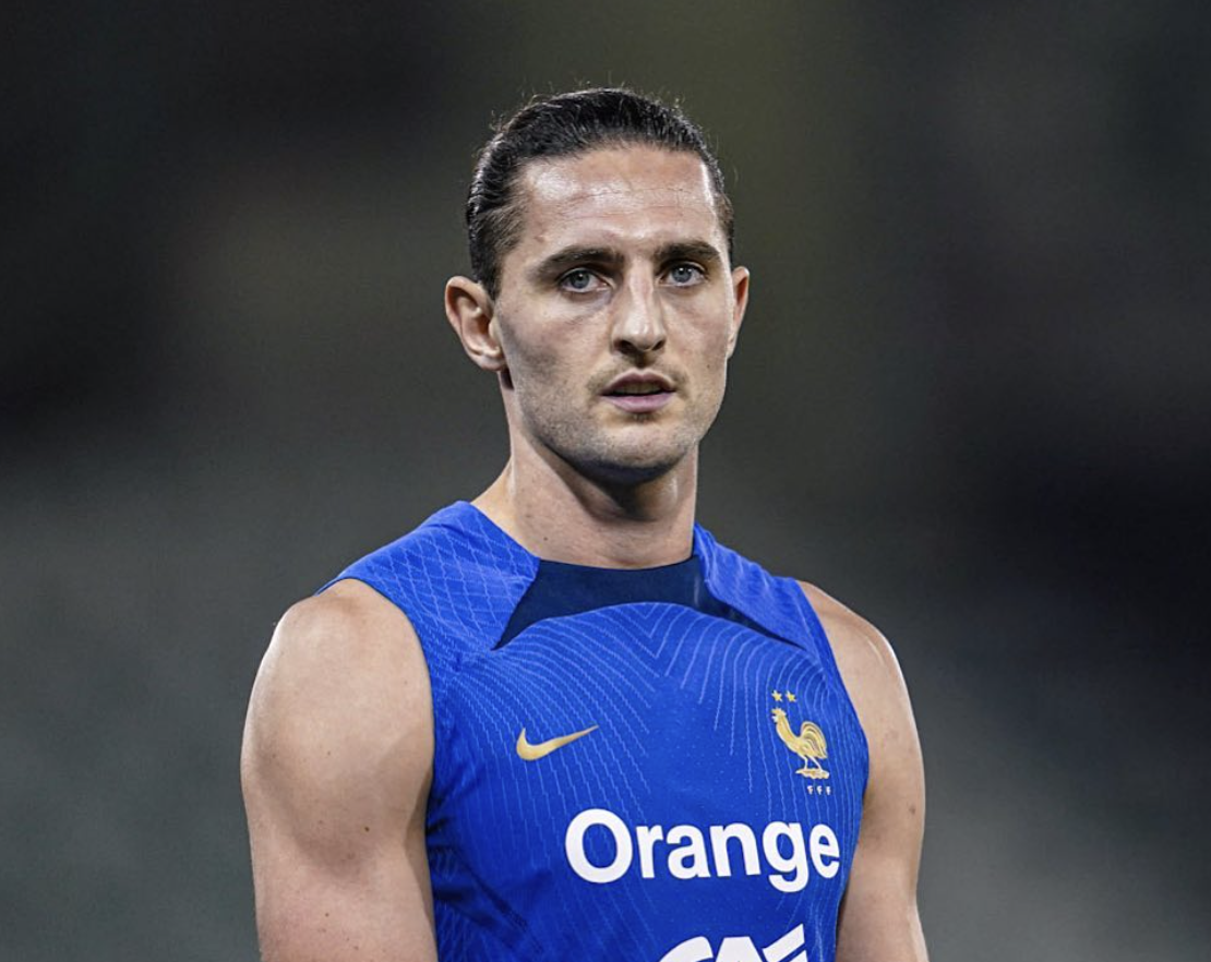 Adrien Rabiot à l’entraînement de l’Équipe de France pendant l’été