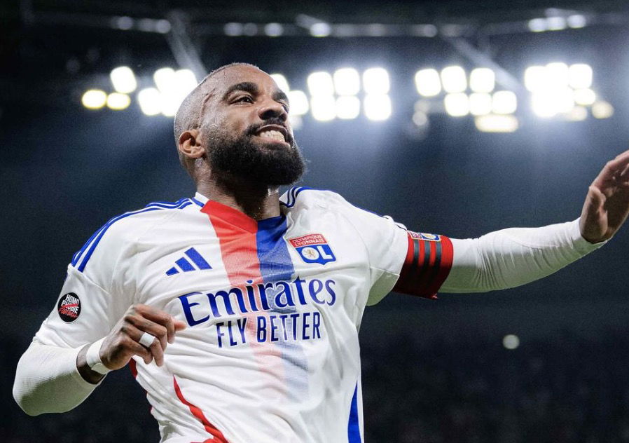 Alexandre Lacazette doublé face à Strasbourg avec l’OL 19 mai 2024