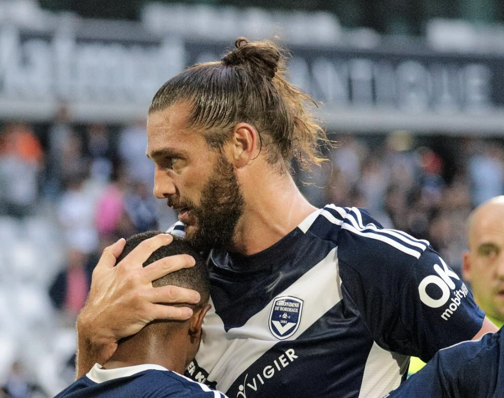 Bordeaux : Andy Carroll fait scandale après une intrusion chez son ex-femme