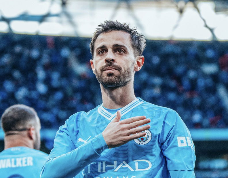 Bernardo Silva qui célèbre son but en FA Cup face à Chelsea en s’excusant pour son pénalty raté en LDC face au Real Madrid