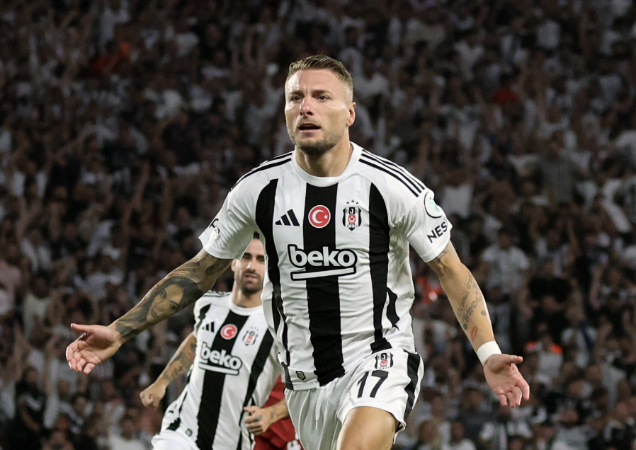 Besiktas remporte la Super Coupe de Turquie en écrasant Galatasaray