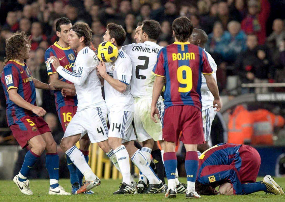 Classico Real Madrid Fc Barcelone bagarre Ramos Puyol