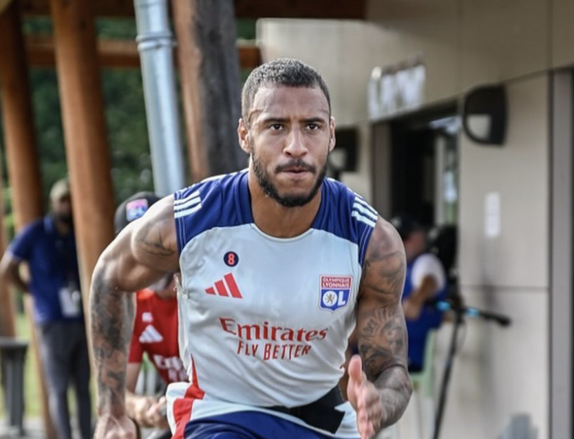 Corentin Tolisso pendant un exercice physique avec l’OL pour préparer la saison 2024/2025