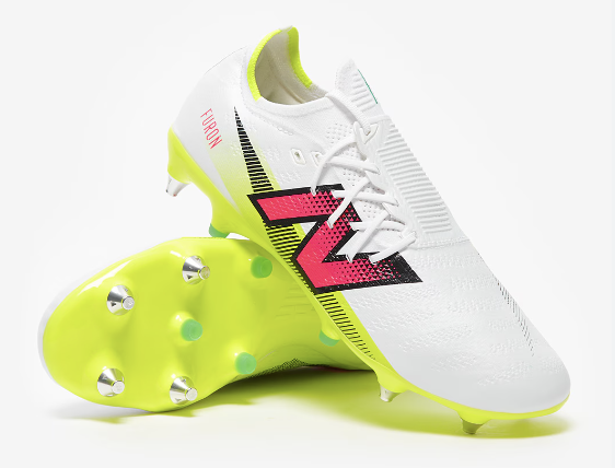 Crampons de football New Balance Furon Pink Low pour la nouvelle saison 2024/2025