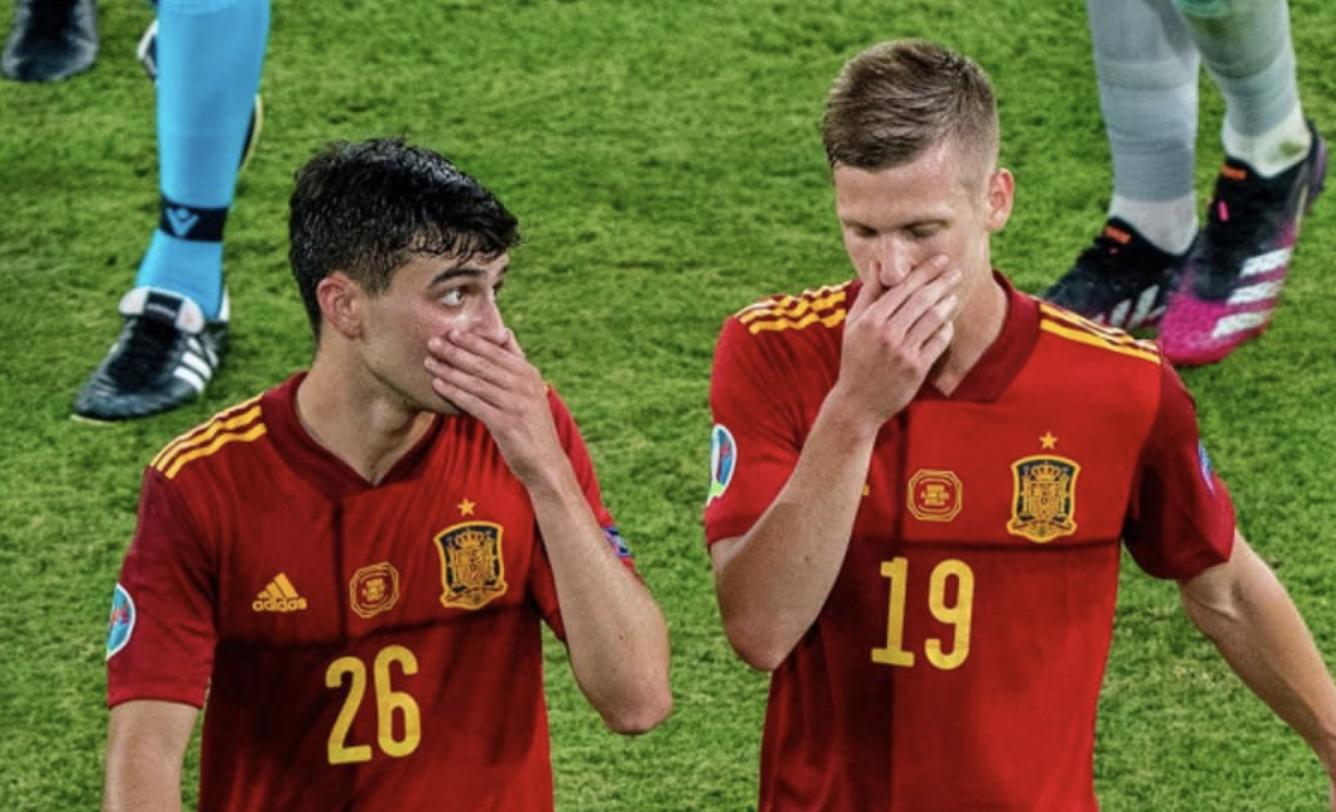 Dani Olmo avec Pedri sous le maillot de l’Espagne à l’Euro 2024