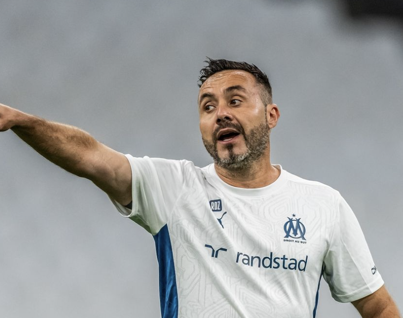 De Zerbi donne ses consignes avant de recevoir Reims à l’entraînement au vélodrome avec l’OM