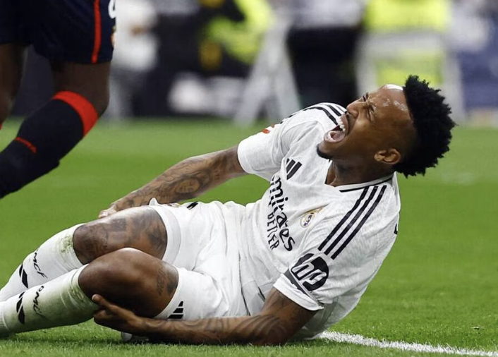 Real Madrid : Éder Militão opéré avec succès après sa rupture des ligaments croisés