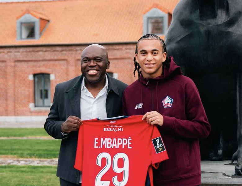 Ethan Mbappé et son père pour officialiser sa signature au LOSC