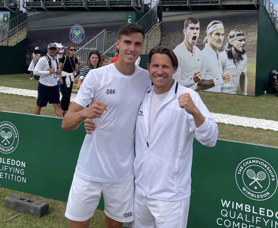 Fábián Marozsán avec son coach à Wimbledon