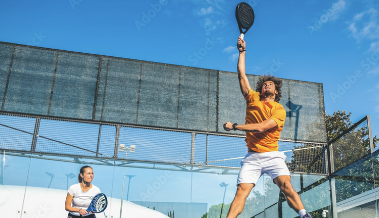 Faire un smatch au Padel 