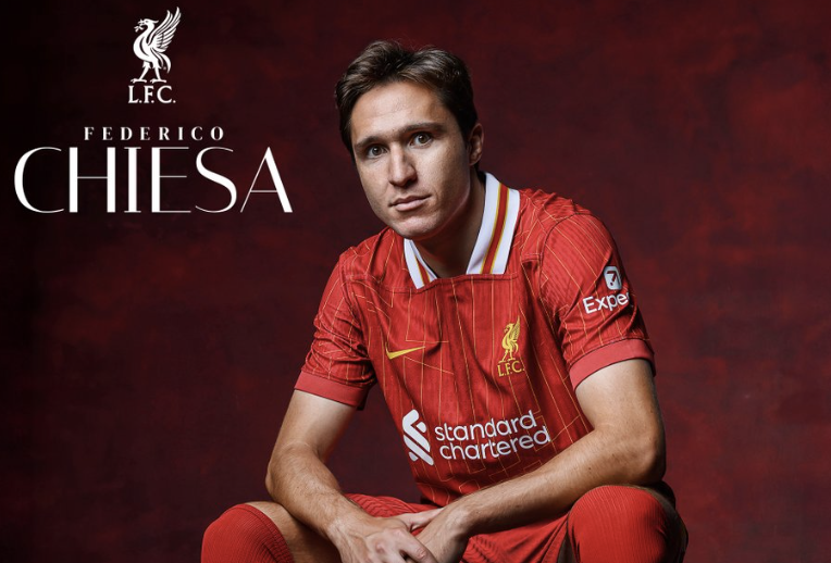 Federico Chiesa avec Liverpool