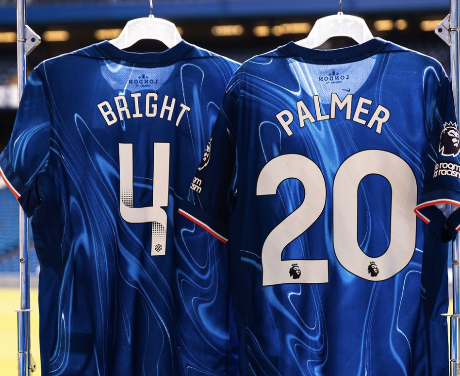 Flocage maillots domicile de Chelsea pour la saison 2024/2025