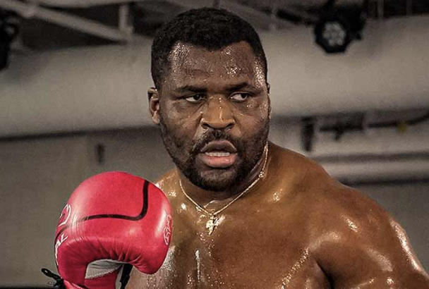 Francis Ngannou veut gifler Jake Paul après son combat contre Mike Tyson