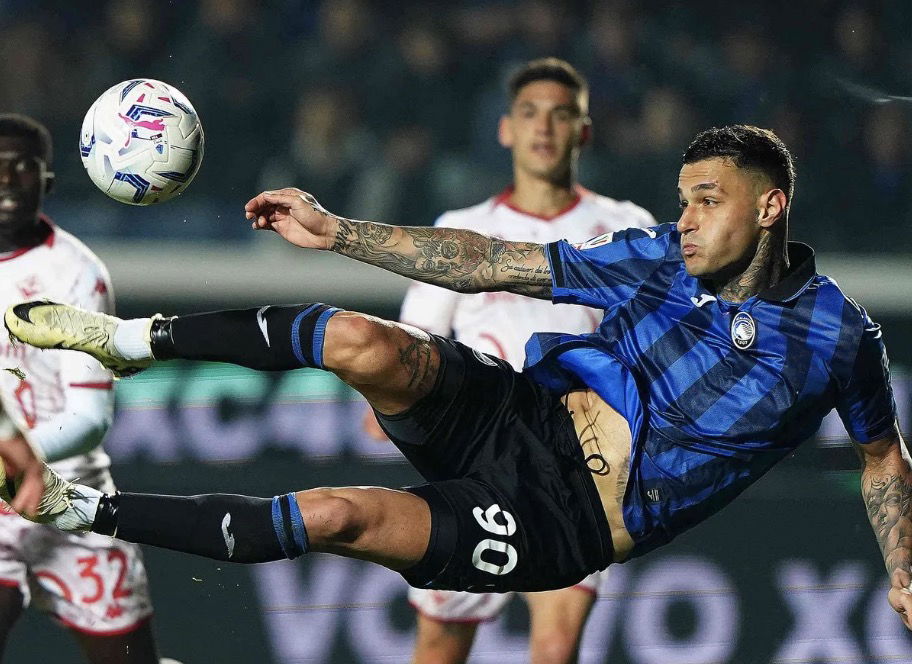 Gianluca Scamacca but ciseau avec l’Atalanta