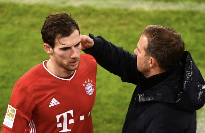 Hansi Flick avec Leon Goretzka au Bayern Munich