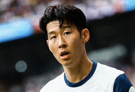 Heung-min Son face à Arsenal avec Tottenham en Premier League 