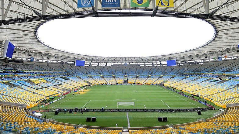Intérieur du stade Maracanã au Brésil