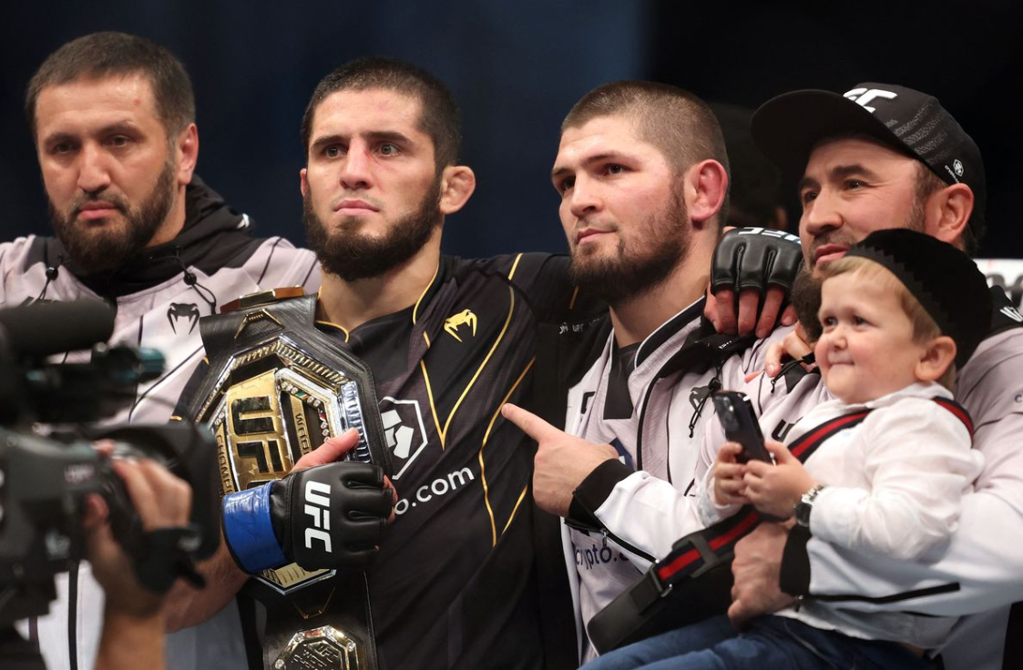 Khabib Nurmagomedov s’exprime sur Islam Makhachev après sa victoire à l’UFC 302 : « Il a beaucoup … »
