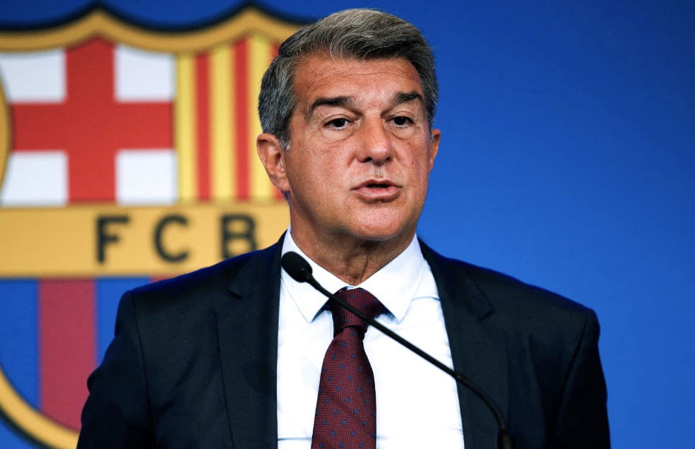 Joan Laporta, président du FC Barcelone, qui s’exprime en conférence