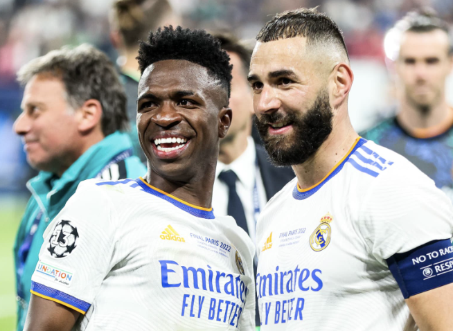 Karim Benzema avec Vinicius Junior au Real Madrid 23 juillet 2024