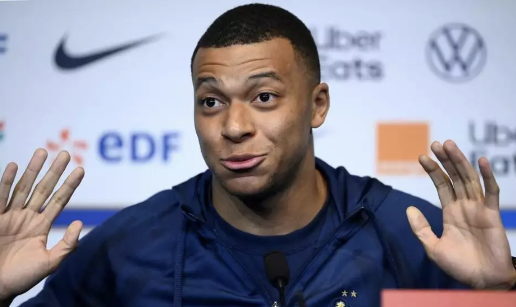 Kylian Mbappé accuse le PSG d’avoir tenté de ne plus le faire jouer de la saison