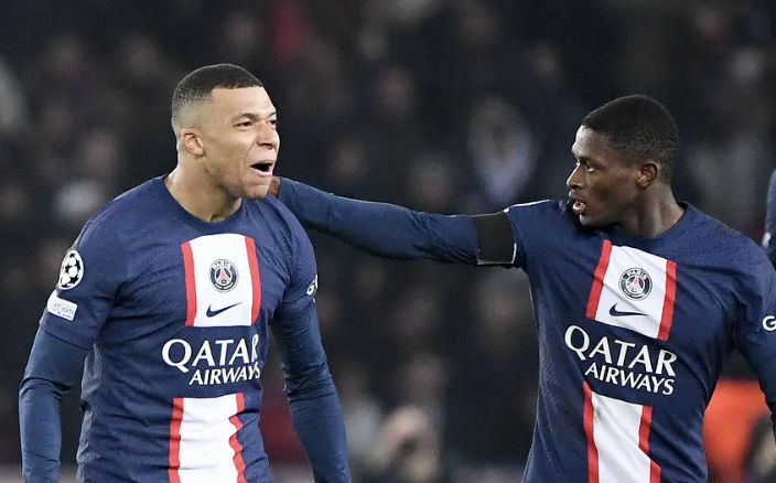 Kylian Mbappé avec Nuno Mendes au PSG 3 juillet 2024