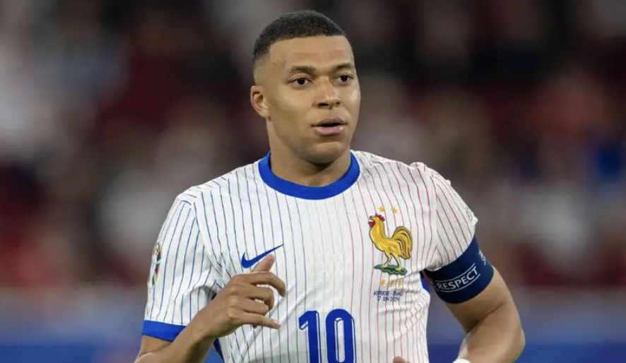 Kylian Mbappé contre l’Autriche à l’Euro 2024 18 juin