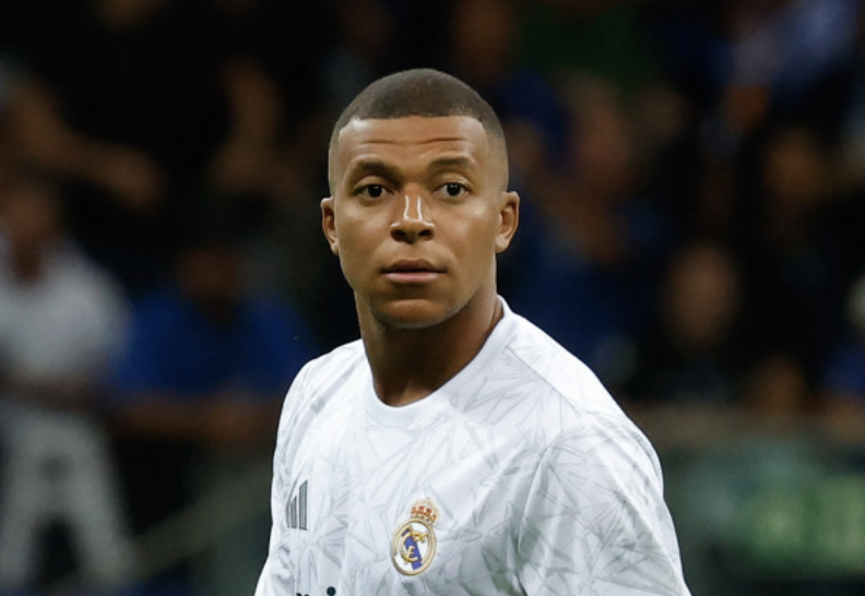 Kylian Mbappé sous le feu des critiques à Madrid après le Clasico