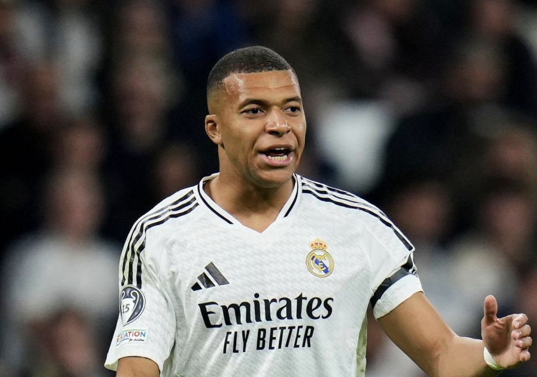 Real Madrid : Kylian Mbappé serait lassé du rôle de numéro 9