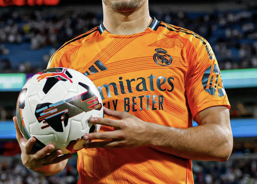 Le nouveau maillot extérieur du Real Madrid pour la saison 2024/2025