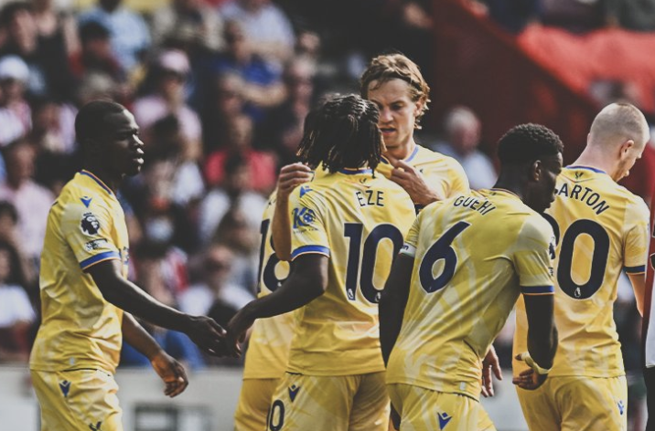 Les joueurs de Crystal Palace célèbrent leur but face à Brentford en Premier League