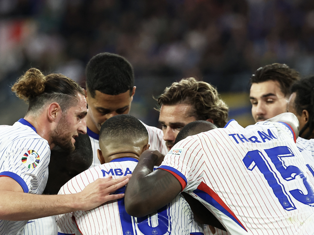 Les joueurs français qui se rassemblent avant le match de l’Euro 2024 face à l’Autriche