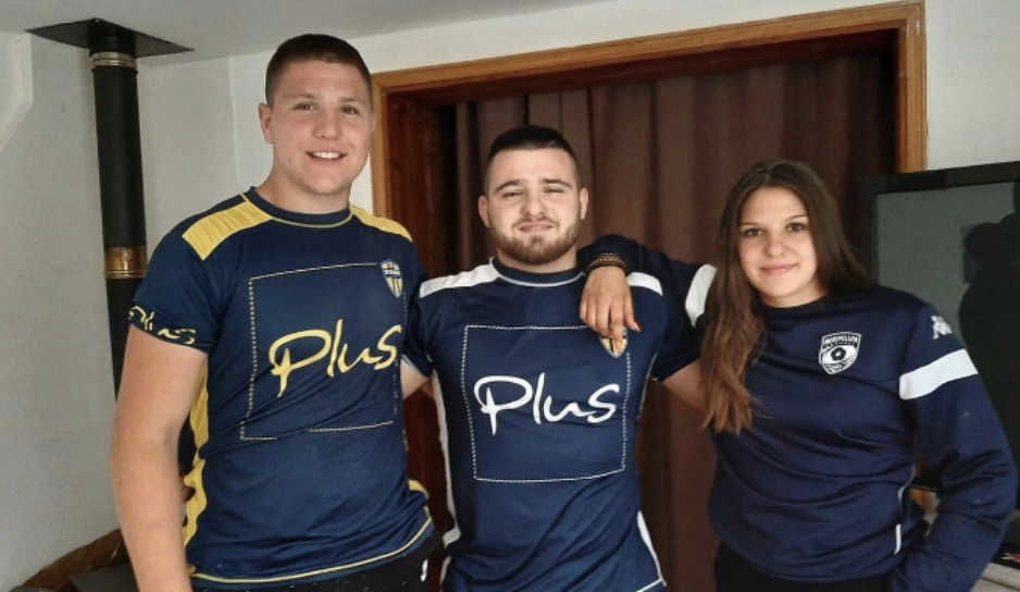 Luca Tabarot avec son frère et sa soeur sur instagram