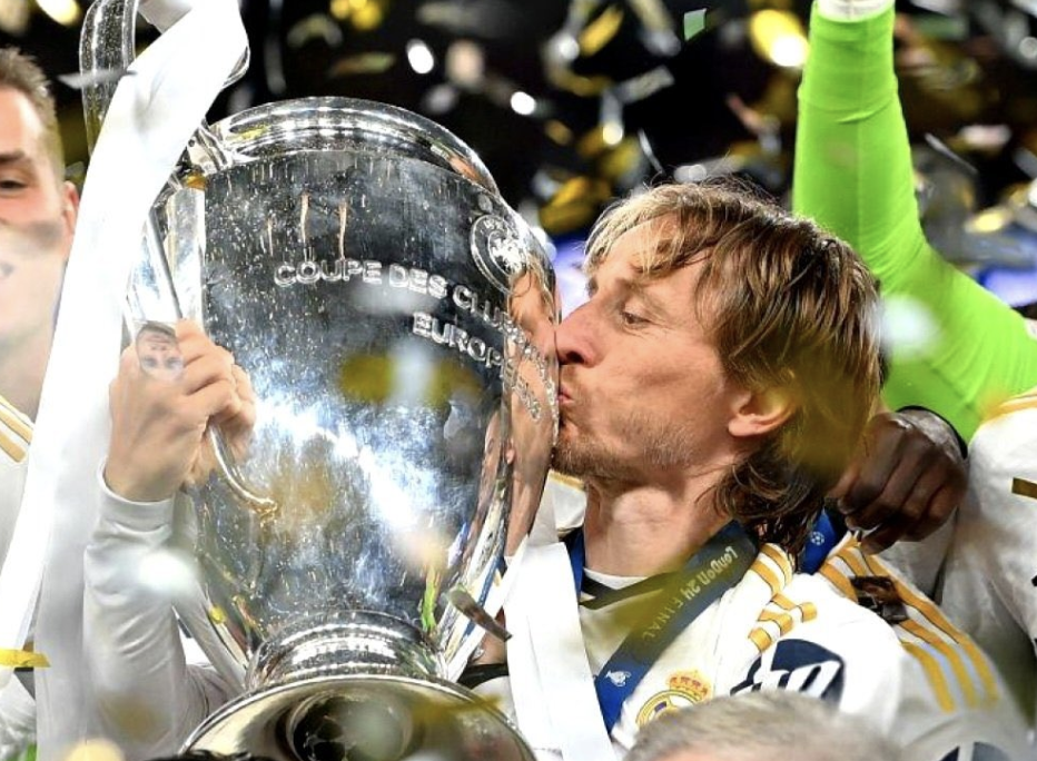 Luka Modric prolonge au Real Madrid en acceptant un énorme sacrifice