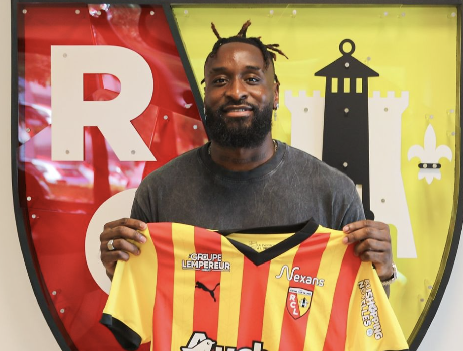 M'Bala Nzola signe au RC Lens