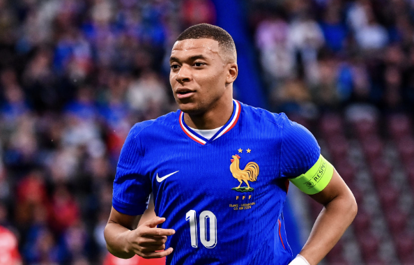 Mbappé avec la France face au Canada 10 juin 2024