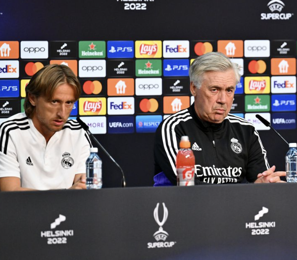 Modric et Ancelotti en conférence de presse avec le Real Madrid 10 juin 2024