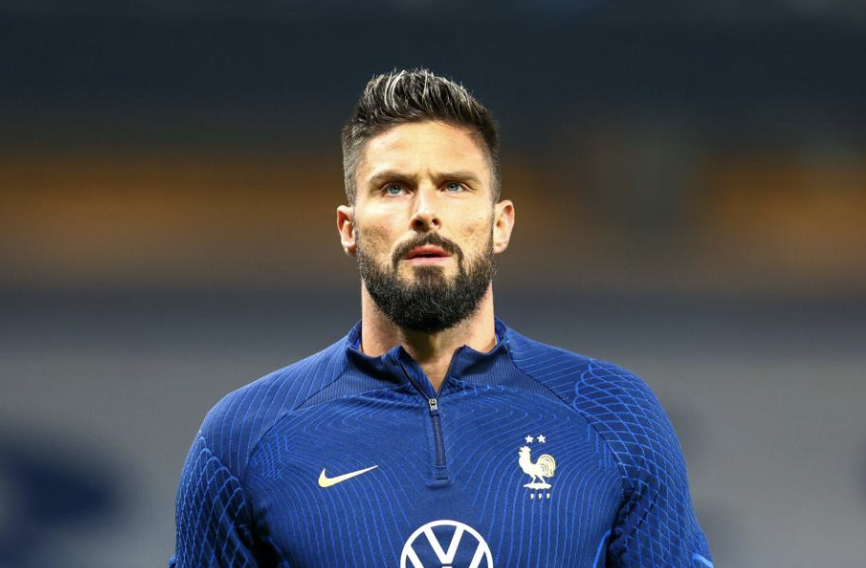 Olivier Giroud à l’échauffement avant un match avec l’Équipe de France 14 juin 2024