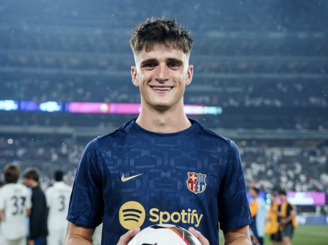 Pau Victor homme du match avec le FC Barcelone contre le Real Madrid en match amical