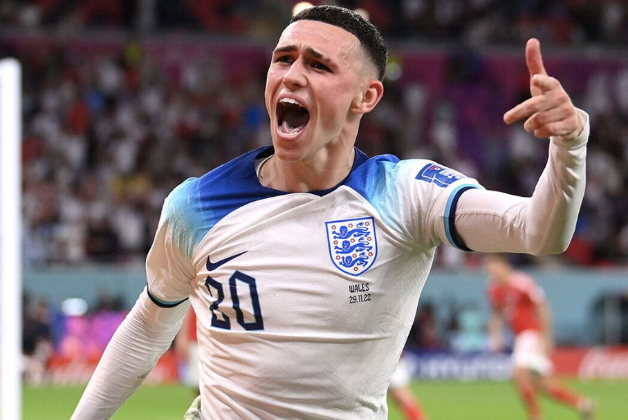 Phil Foden célébration but avec l’Angleterre