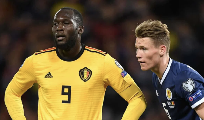 Romelu Lukaku et Scott McTominay pendant un match international 