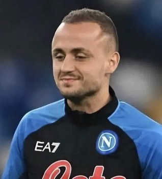 Stanislav Lobotka milieu défensif de Naples !