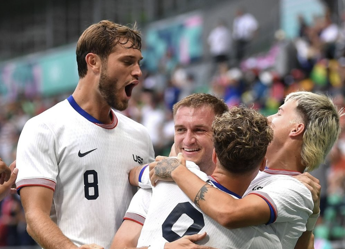 Tanner Tessmann à Lyon avec la team USA aux Jeux Olympiques 2024 de football