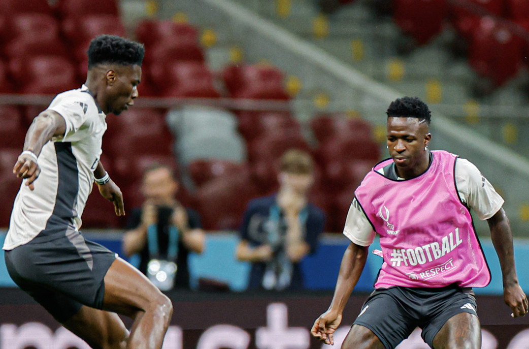 Tchouaméni et Vinicius avec le Real Madrid à l’entraînement avant d’affronter Atalanta en Supercoupe UEFA