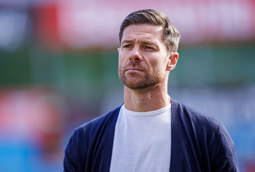 Xabi Alonso : entraîneur de football